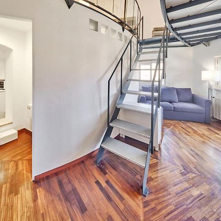 Splendid Apartment In The Historic Center Milaan Buitenkant foto