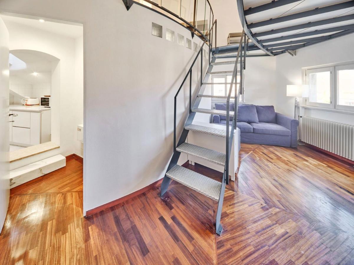 Splendid Apartment In The Historic Center Milaan Buitenkant foto