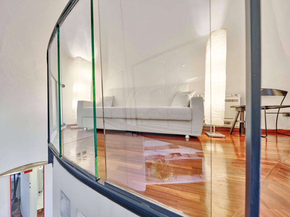 Splendid Apartment In The Historic Center Milaan Buitenkant foto