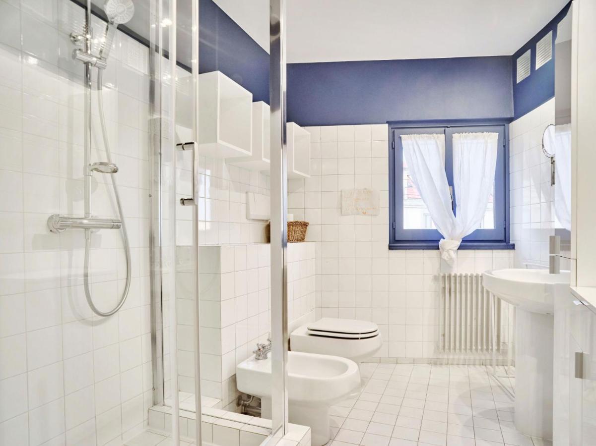 Splendid Apartment In The Historic Center Milaan Buitenkant foto